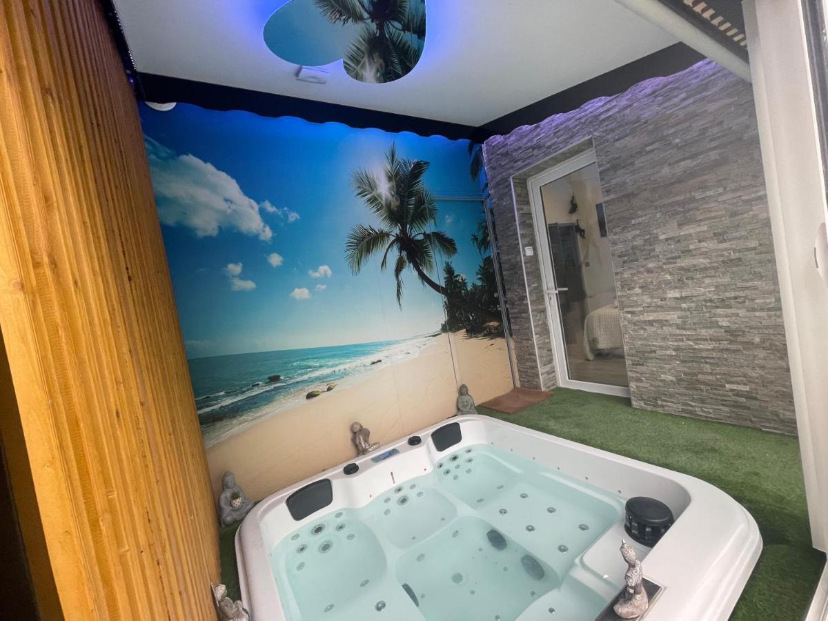 Le Miroir Holiday home *